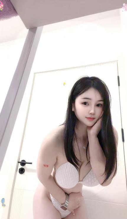 水蜜桃粉嫩搔b