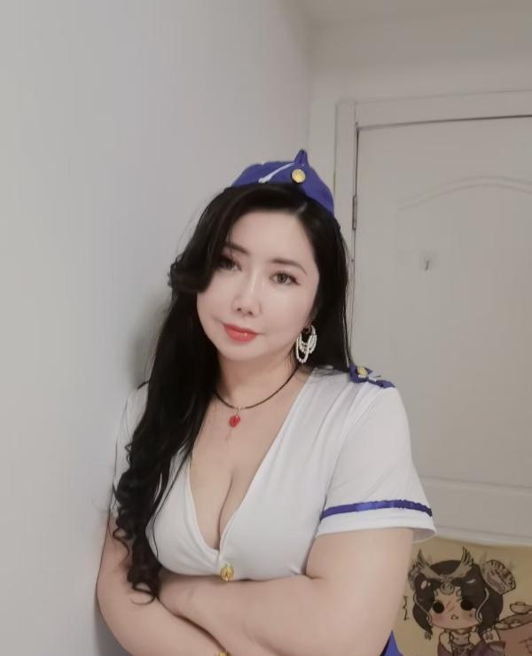 杭州丰满喷潮少妇