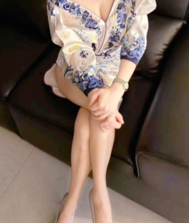 兼职的御姐