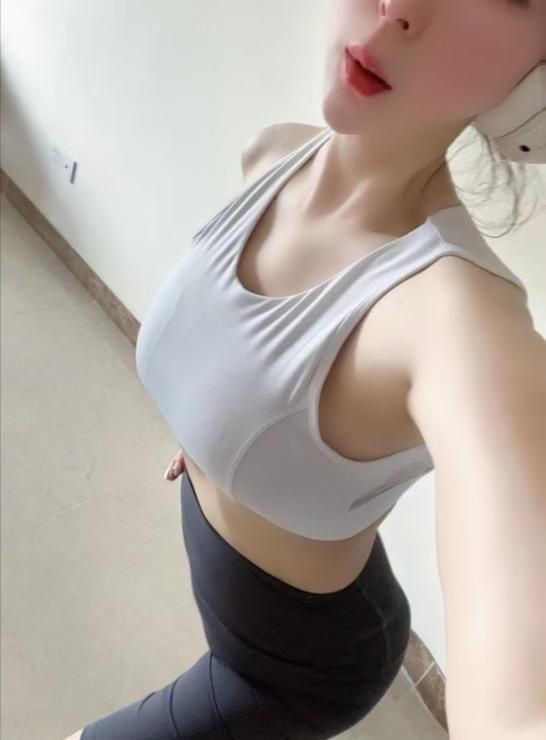 兼职的御姐