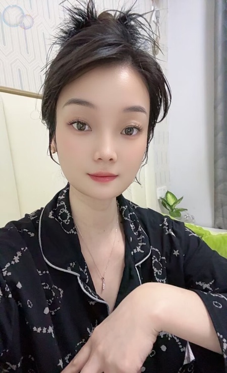 上城性感希希
