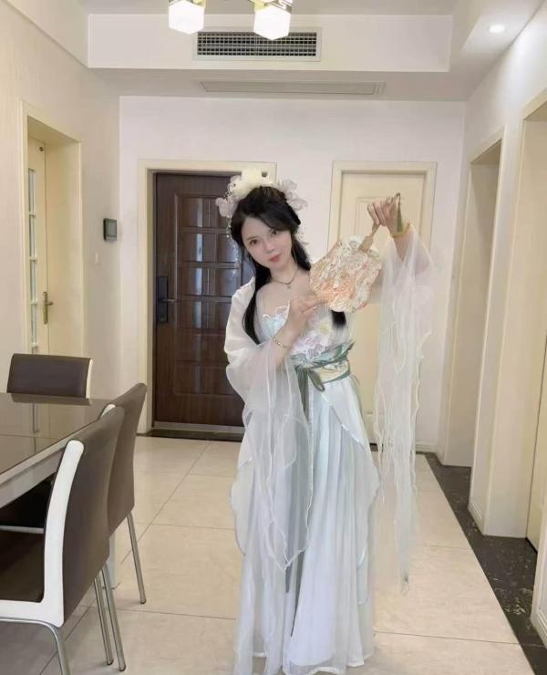 妩媚小少妇