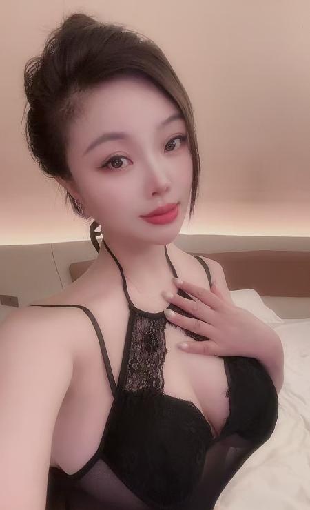 上城性感大胸少妇
