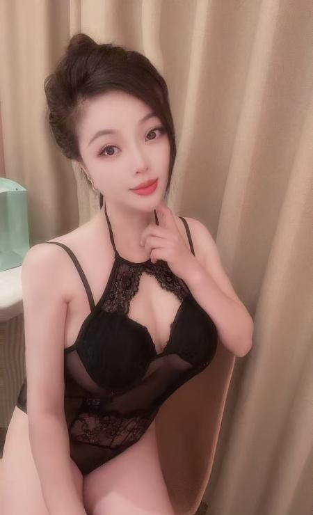 上城性感大胸少妇