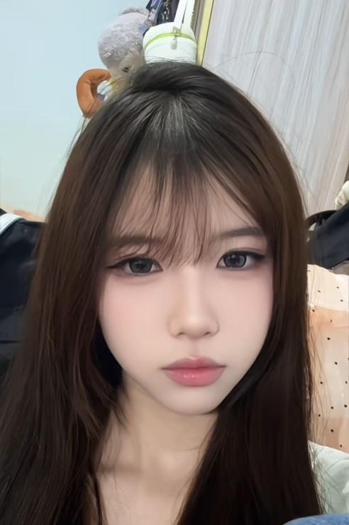 番禺邻家有女初长成