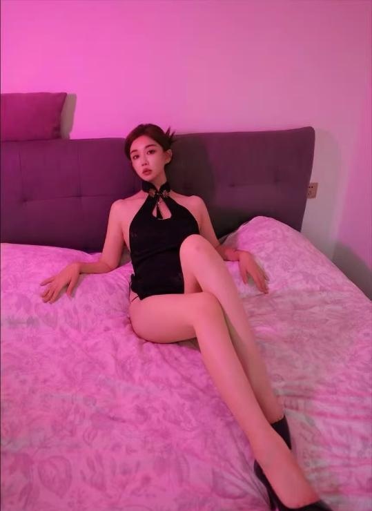 天河高个子长腿御姐