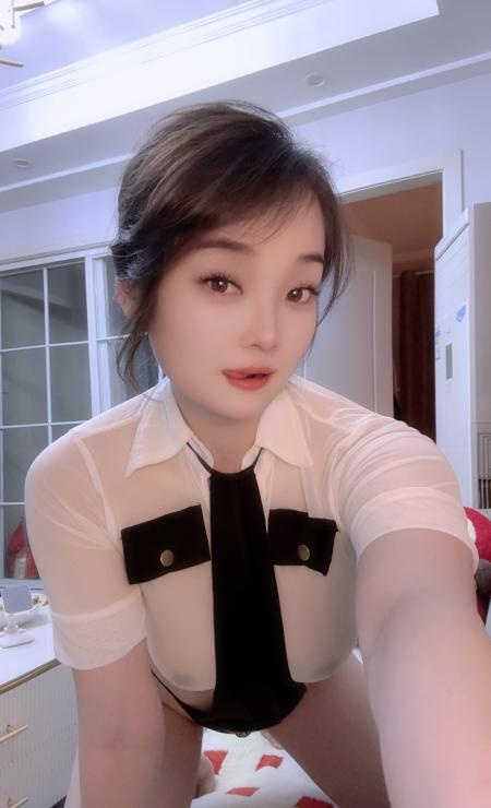 上城纯欲大奶小希