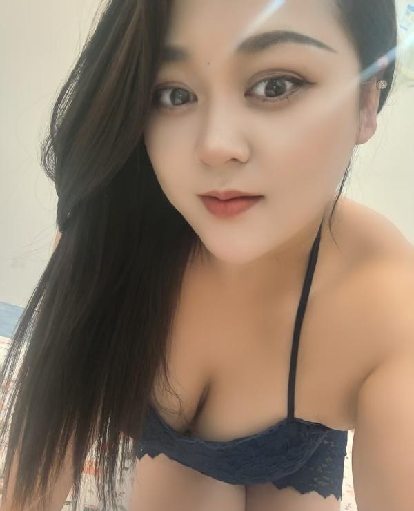滨江大奶肉臀少妇