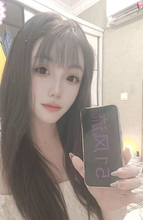 个人纯纯邻家妹妹
