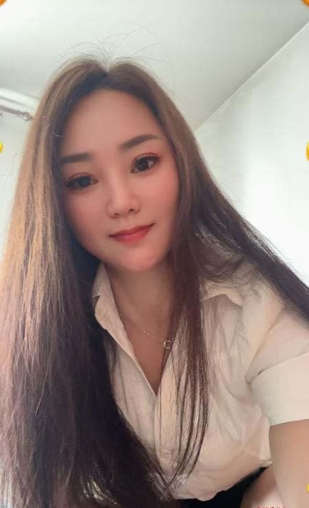 体验河北红酒姐
