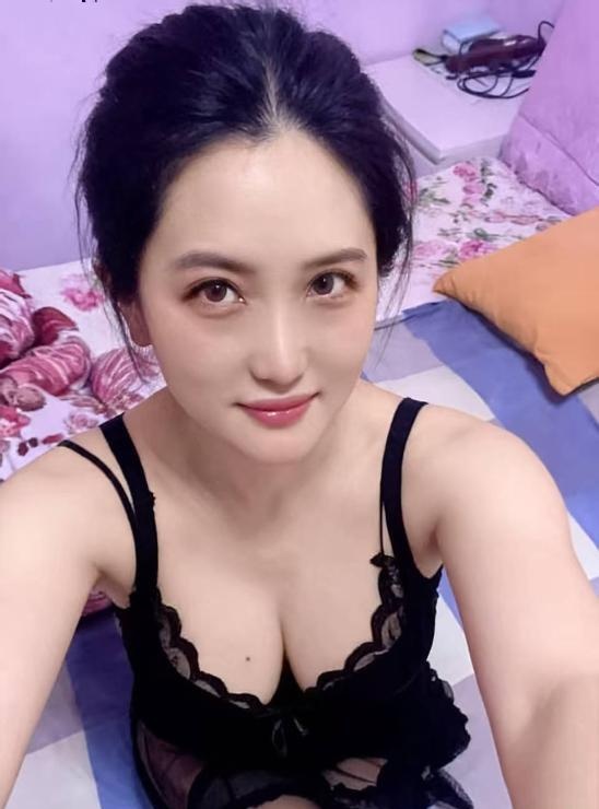 不限次的骚妇