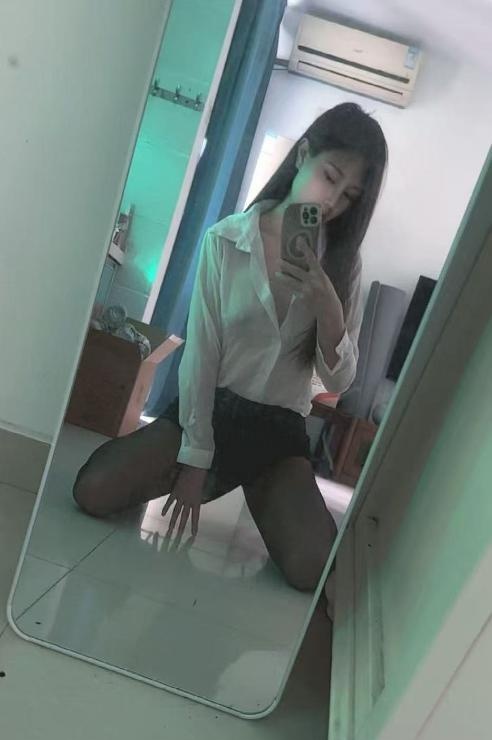 长腿骚女桃桃