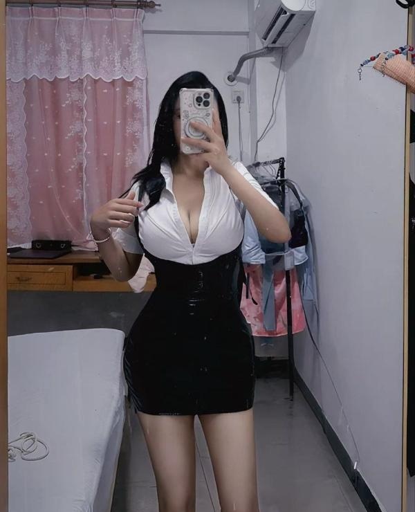 西区莞式水床大胸妹