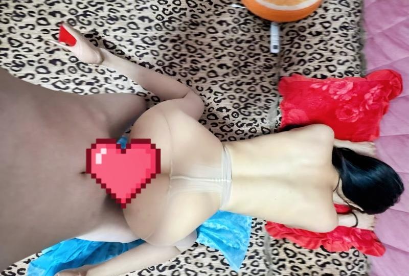 黑长直巨乳御姐三通