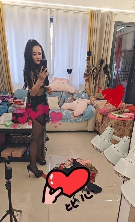 白云可SM少妇