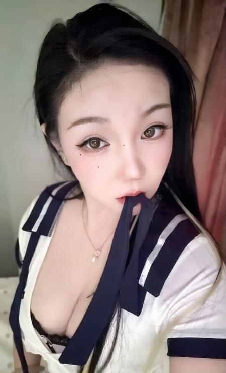 罗湖大奶肥臀轻熟女