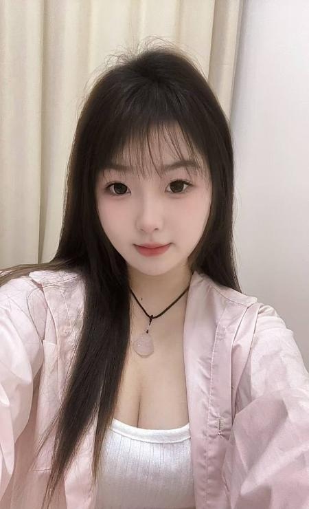 纯情甜妹小柳眉