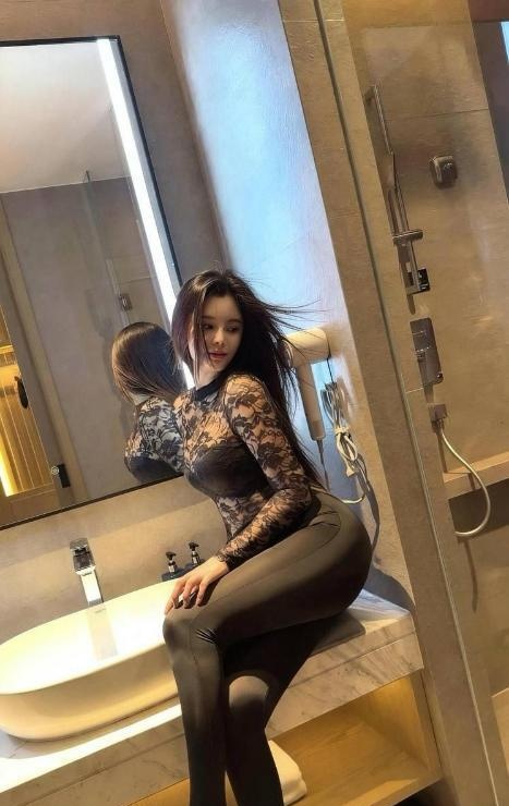 丰满翘臀美少妇若兰