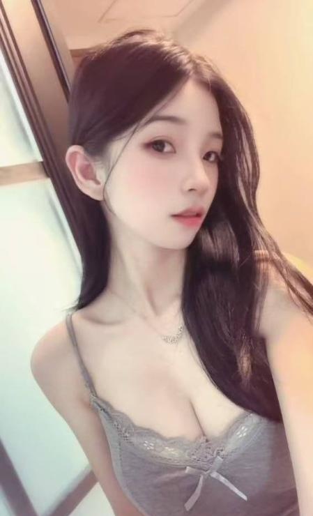 高颜值清纯性价比妹妹