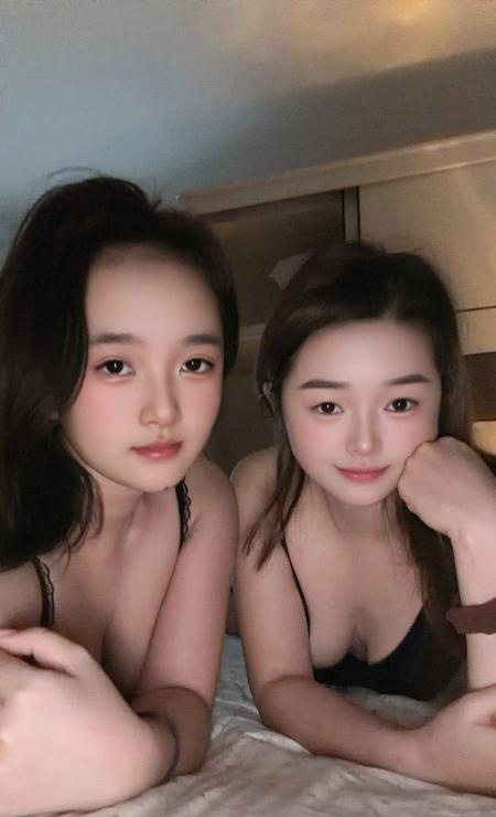 南京中项天花板姐妹