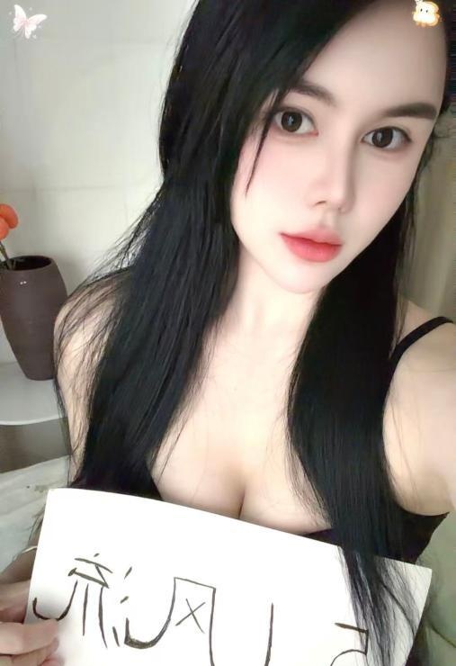 福田蜜桃臀健身教练