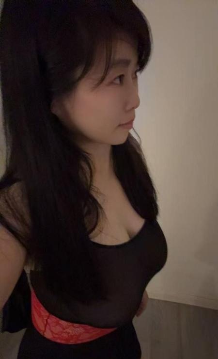 巨乳服务系杨丽