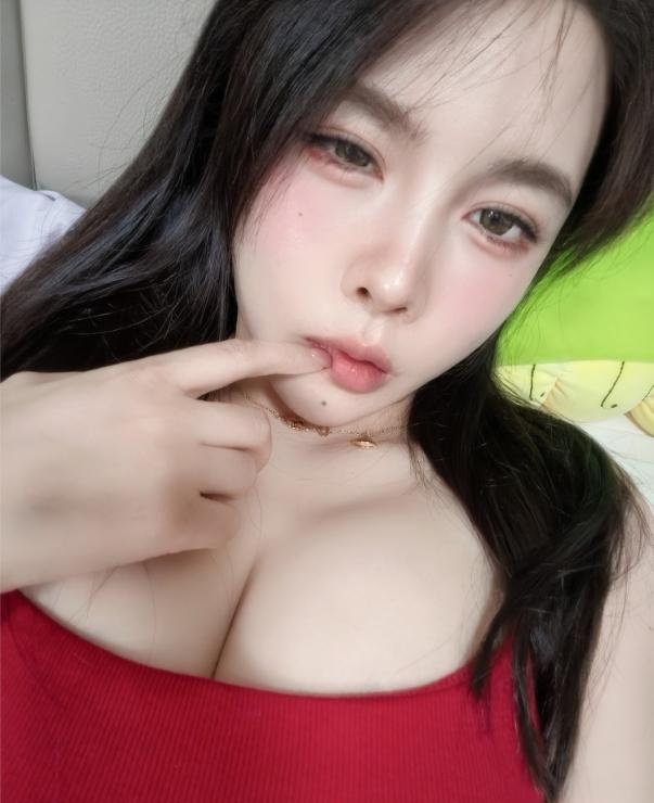 江宁蜜桃臀cc