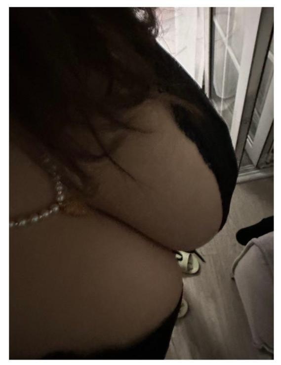 南门E奶伊茉