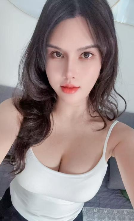 可舌吻美女婉言