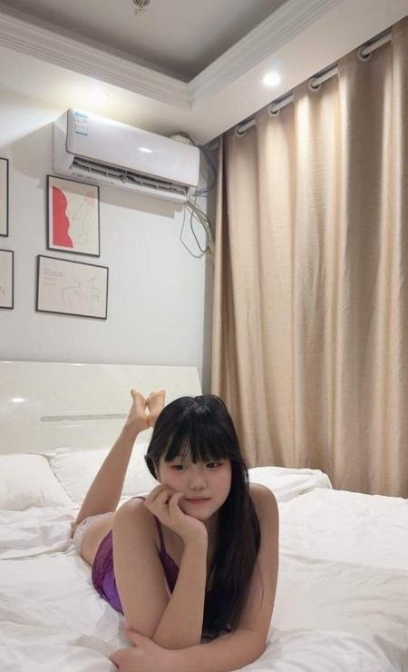 包河娃娃脸小萝莉