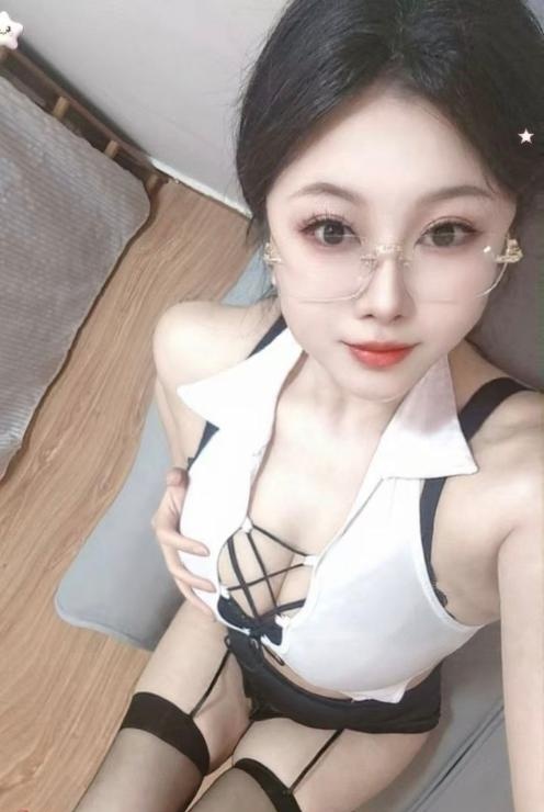 福田禁欲系秘书