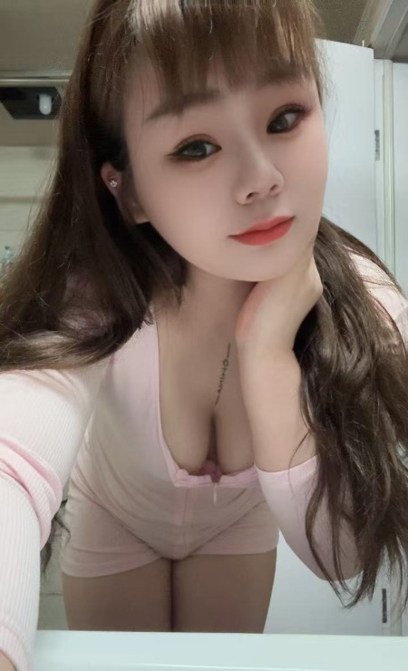 建邺骚女媛媛