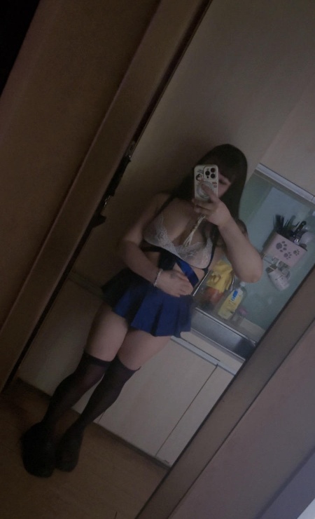 建邺骚女媛媛