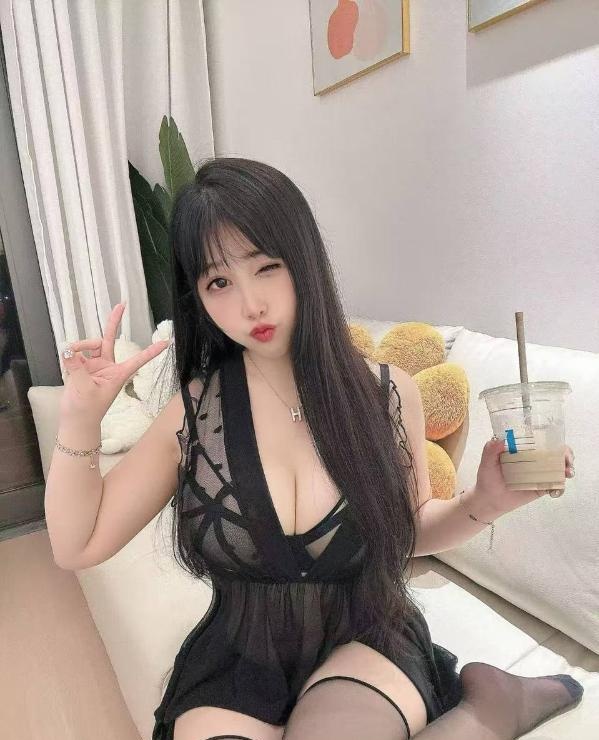 风骚制服大奶诗诗