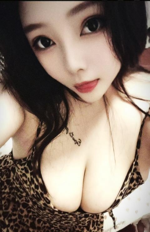 二刷豹纹小姐姐