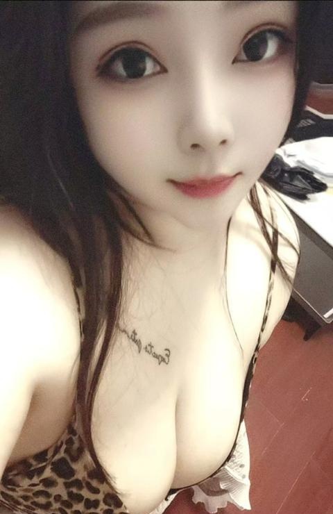 二刷豹纹小姐姐