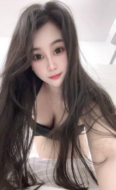 白云大奶梅子老师