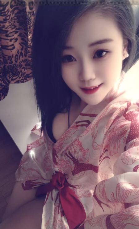 蜜桃臀艾艾