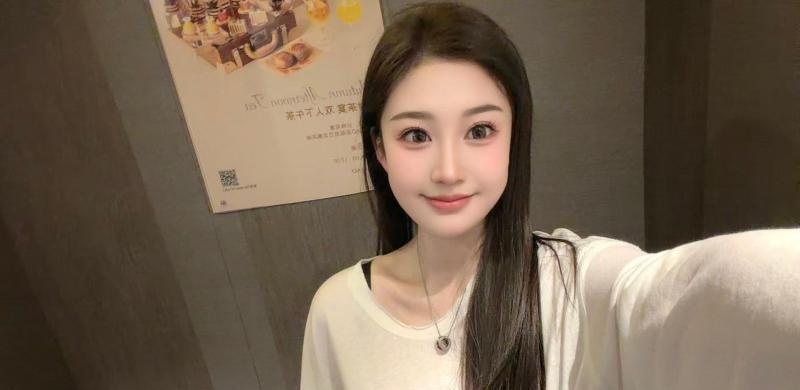 高颜值模特身材极品女