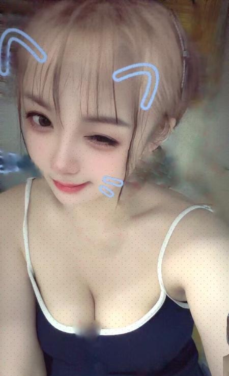 夫子庙长腿大波骚女