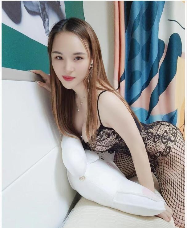 黑丝骚御姐圆圆
