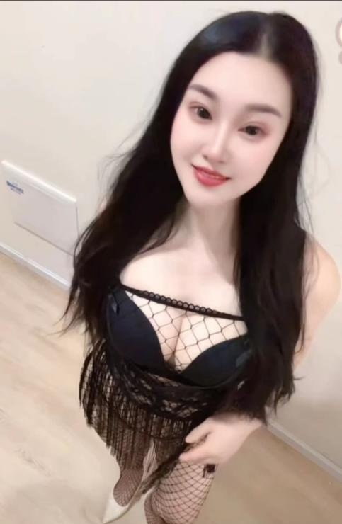东丽吸精姐安琪