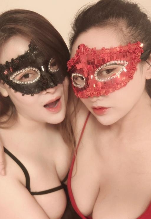 包夜双飞大奶