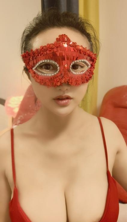 包夜双飞大奶