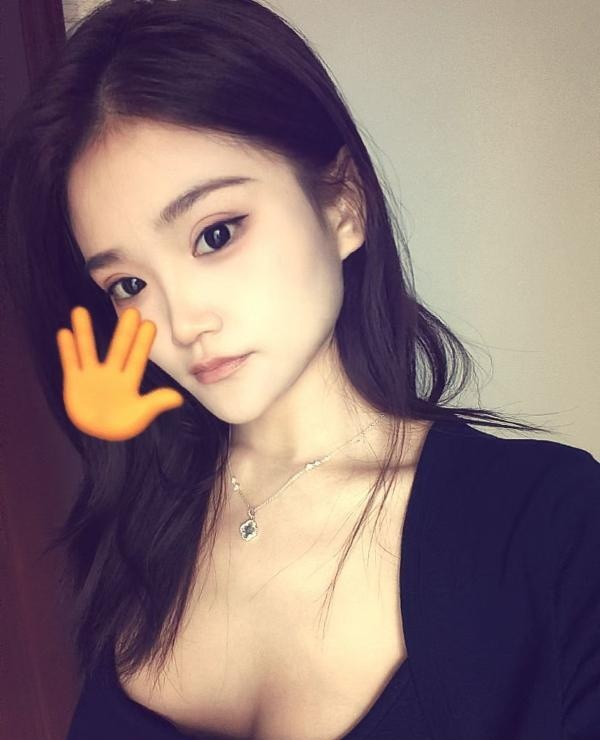 肥臀大奶美女