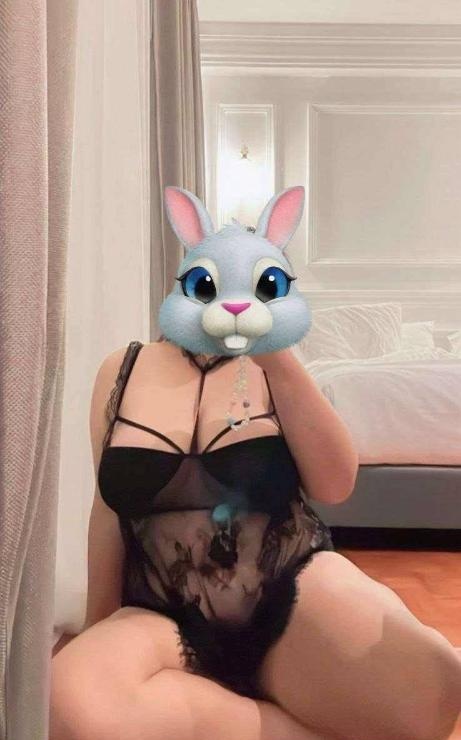 广州E胸大奶bbw