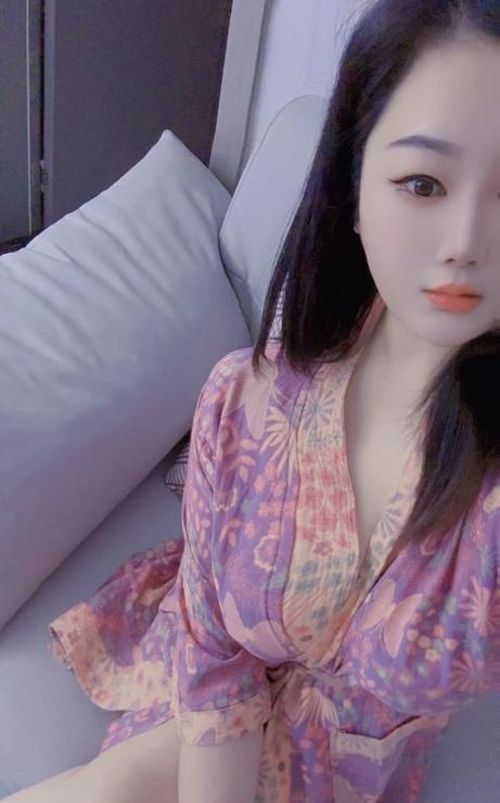 大奶阿紫榨汁机