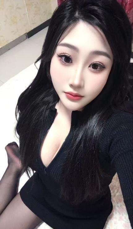 大奶骚货梦琪