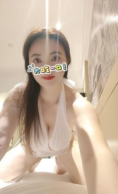 青秀高个大奶少妇