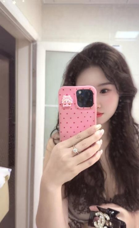 性感长腿琪格格